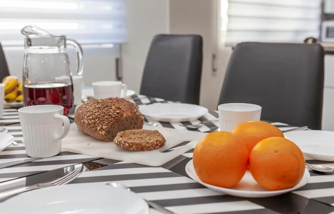 M - Martin & Tomas Guesthouse Lagos Portugal